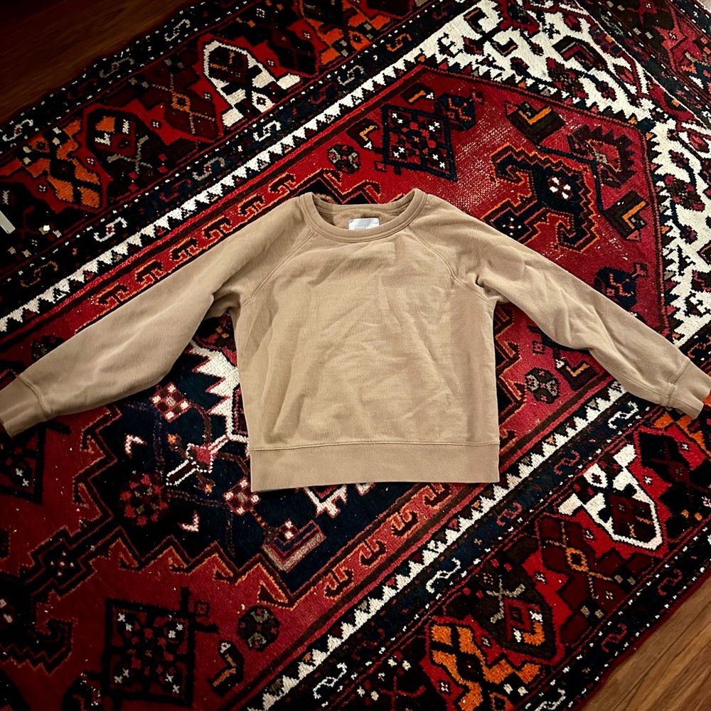 Everlane long sleeve crew